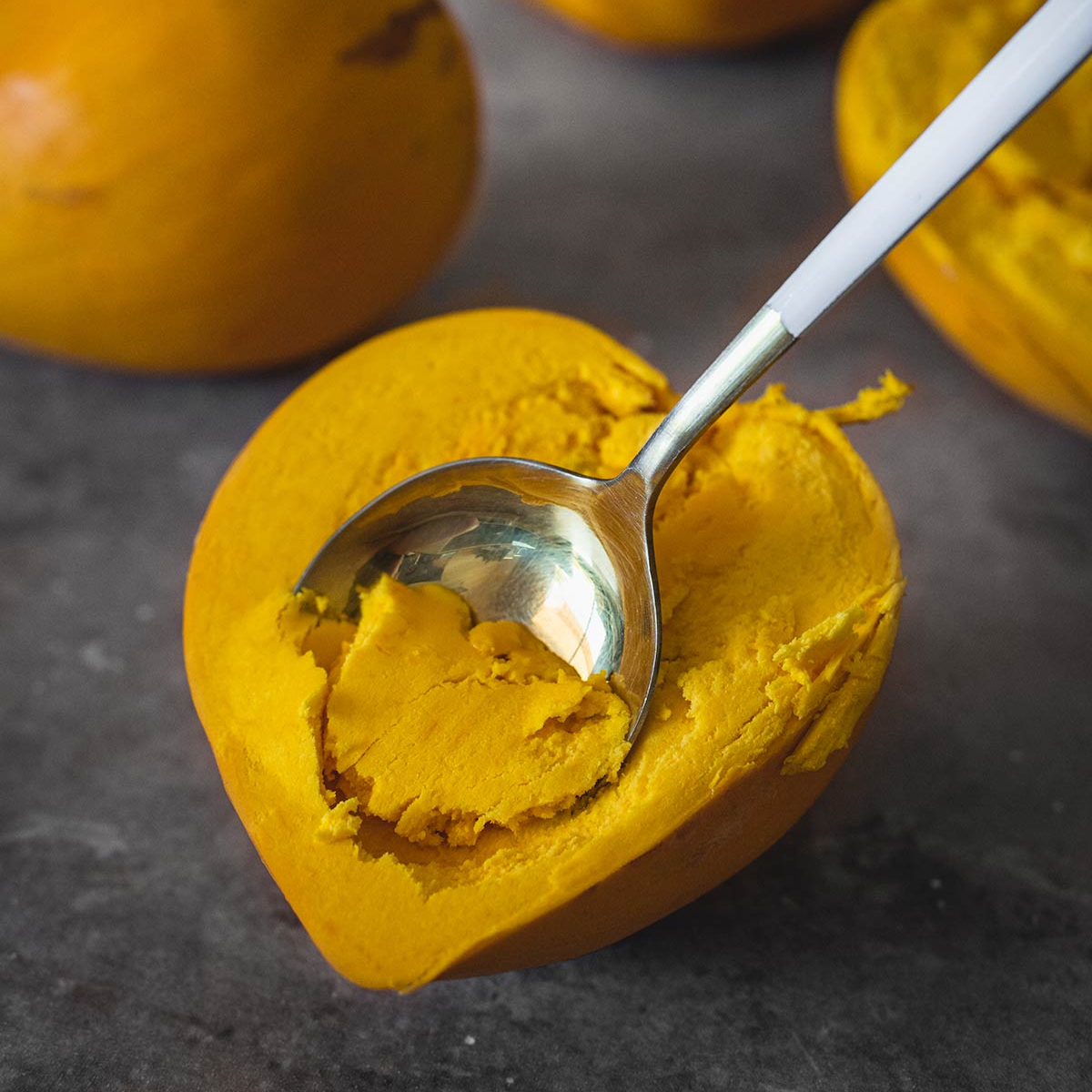 Egg Fruit / Canistel - FRESH FRUIT